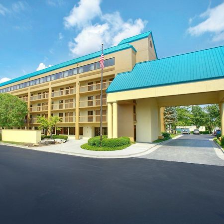 Quality Inn Near The Island Pigeon Forge Exterior photo